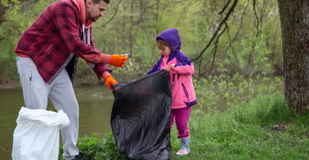 Garbage Bags and Waste Management in Nepal Garbage Bags and Waste Management: Building a Cleaner Nepal